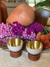 Load image into Gallery viewer, Vivid brass bowls set of two