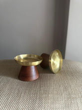 Load image into Gallery viewer, Conical vivid brass plates set of two