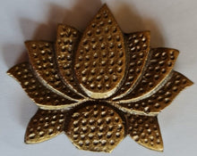 Load image into Gallery viewer, Lotus Place Card Holder
