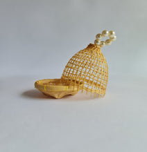 Load image into Gallery viewer, Cane Base with cover, for decor as tea light holder or food set of four