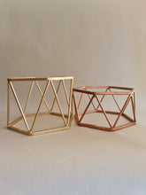 Load image into Gallery viewer, Buffet raisers set of two in gold