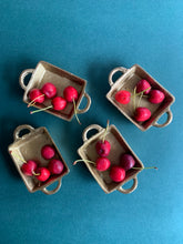 Load image into Gallery viewer, Mini tray set of 8 (4 gold and 4 black)
