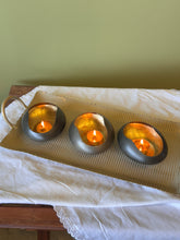 Load image into Gallery viewer, Wave bowl set of 3
