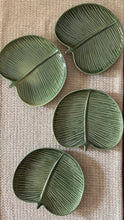 Load image into Gallery viewer, leaf plates (Set of four)
