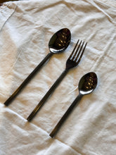 Load image into Gallery viewer, Dinner cutlery set
