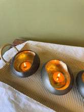 Load image into Gallery viewer, Wave bowl set of 3
