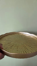 Load image into Gallery viewer, Lotus glass thali
